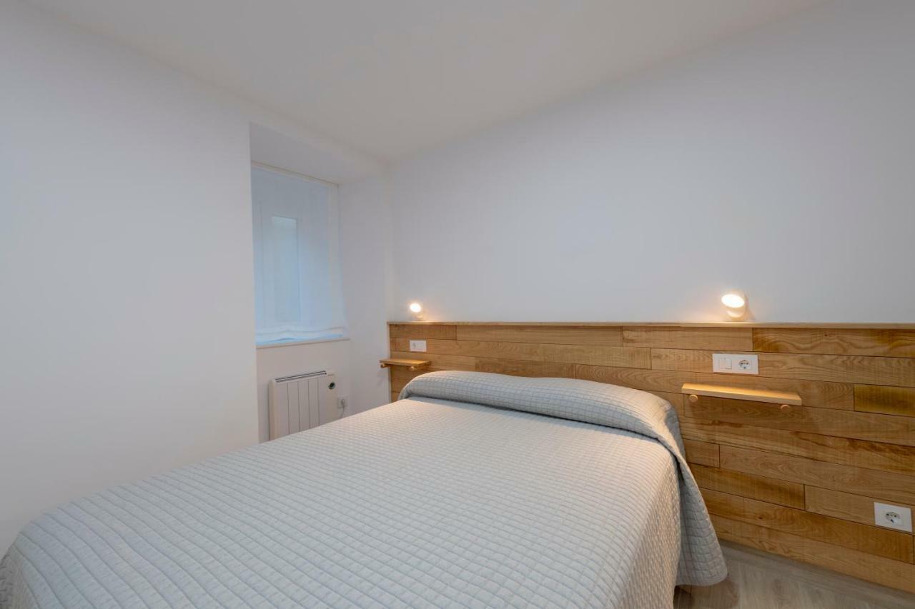 Apartamentos Mar De Fondo Muxía Kültér fotó